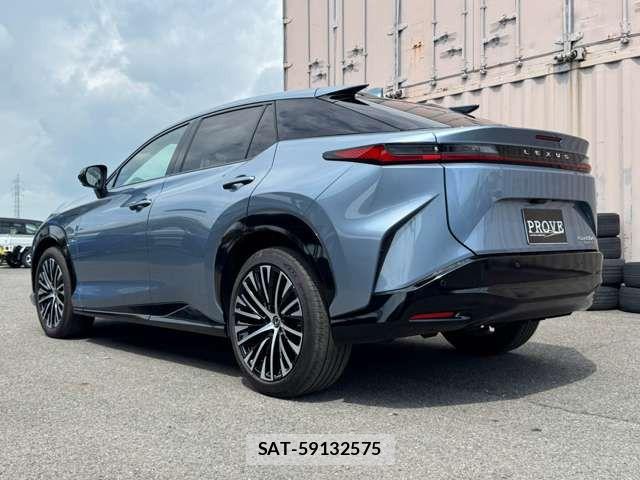 Lexus RZ 2023-01 8796520-16