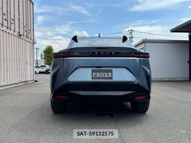 Lexus RZ 2023-01 8796520-18