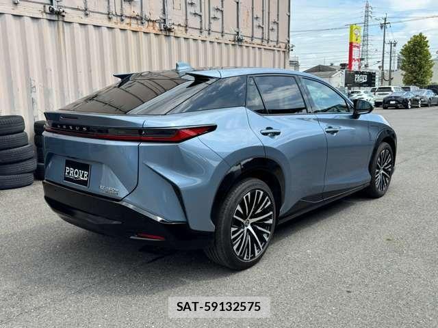 Lexus RZ 2023-01 8796520-19