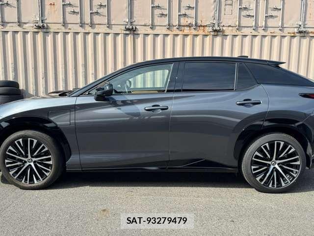 Lexus RZ 2023-01 8796519-13