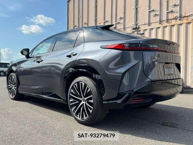 Lexus RZ 2023-01 8796519-16