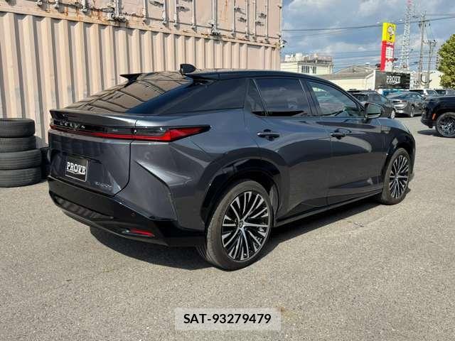 Lexus RZ 2023-01 8796519-19