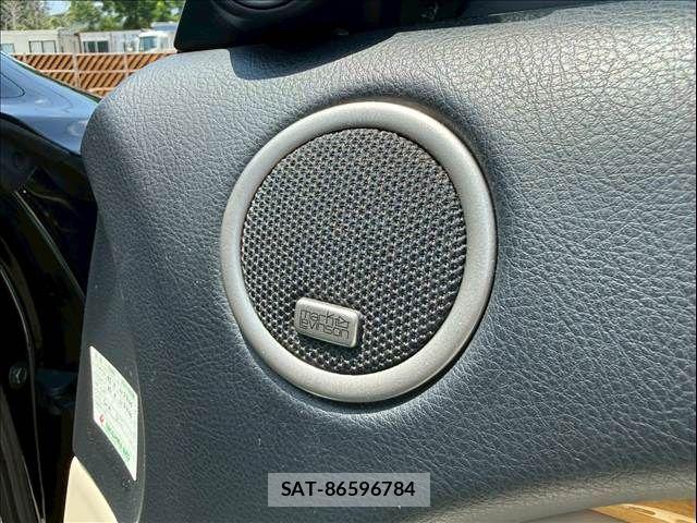 Lexus SC 2010-04 8208472-15
