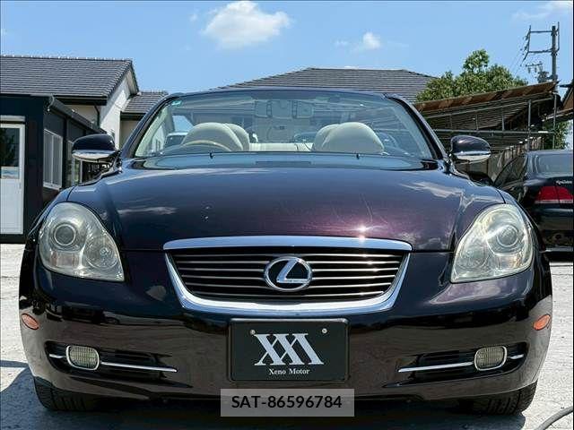Lexus SC 2010-04 8208472-1