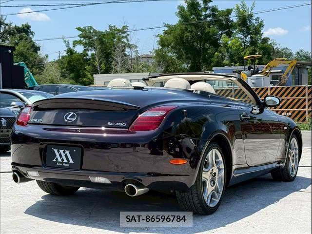Lexus SC 2010-04 8208472-5