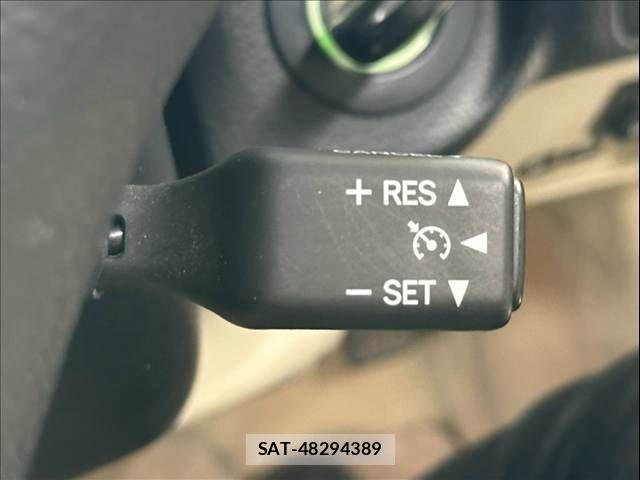 Lexus SC 2008-10 8562497-13