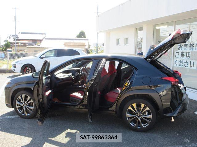 Lexus UX 2018-11 505137-24