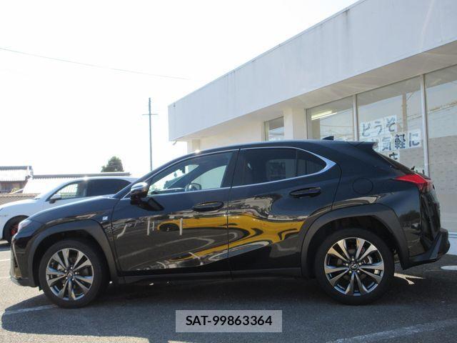 Lexus UX 2018-11 505137-25
