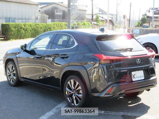 Lexus UX 2018-11 505137-2