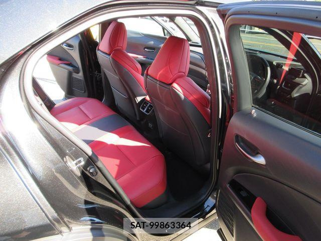 Lexus UX 2018-11 505137-8