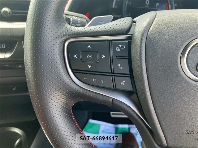 Lexus UX 2020-10 1302694-19