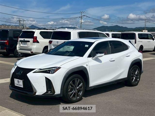 Lexus UX 2020-10 1302694-2