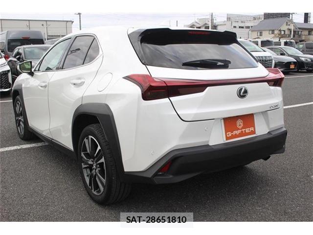 Lexus UX 2023-11 1416891-12