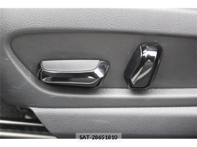 Lexus UX 2023-11 1416891-4