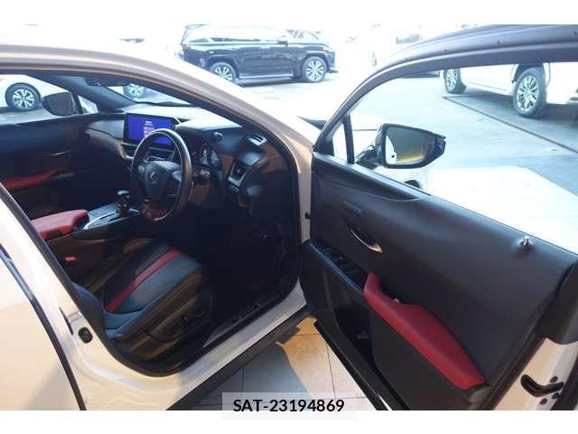 Lexus UX 2023-01 1932649-13