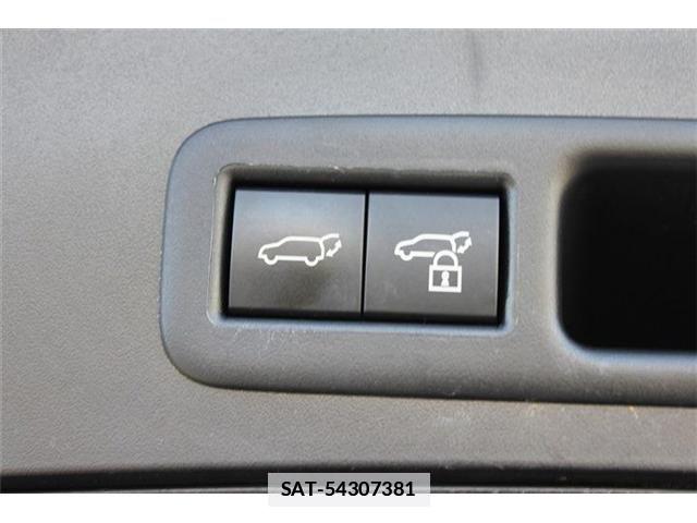 Lexus UX 2022-12 2350592-4