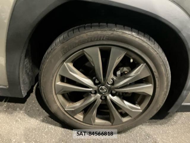Lexus UX 2019-05 4326395-5