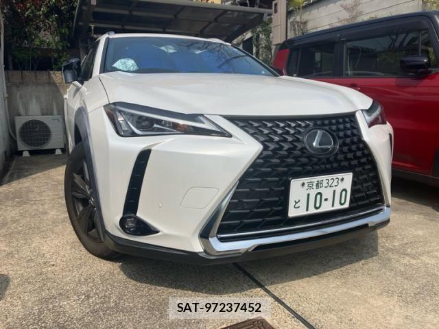 Lexus UX 2020-05 5871229-0