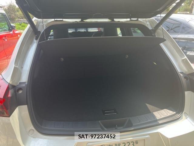 Lexus UX 2020-05 5871229-12