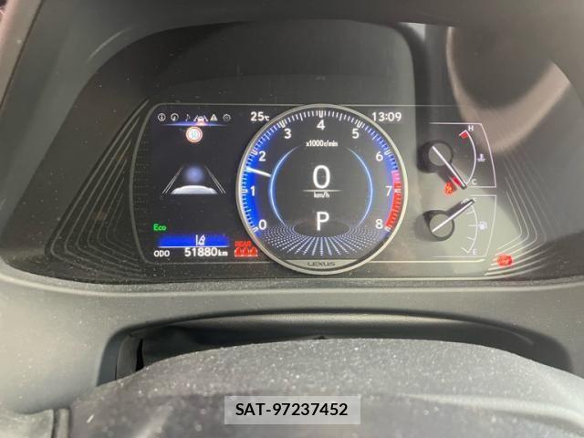 Lexus UX 2020-05 5871229-17