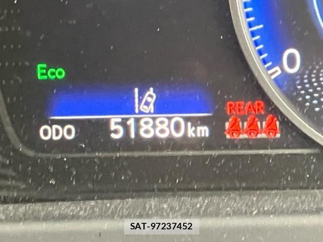 Lexus UX 2020-05 5871229-18