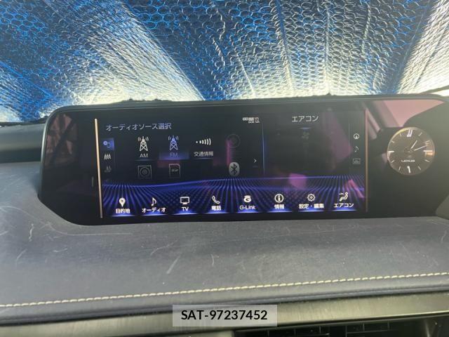 Lexus UX 2020-05 5871229-25