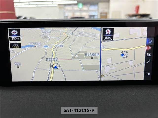 Lexus UX 2019-03 6499695-3
