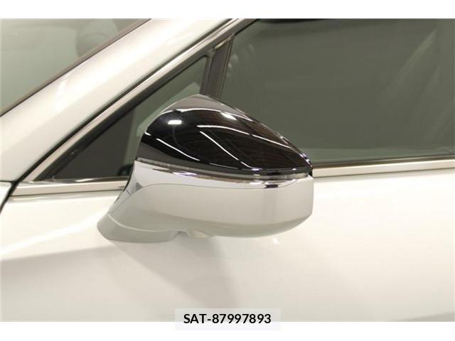 Lexus UX 2019-03 6907879-19