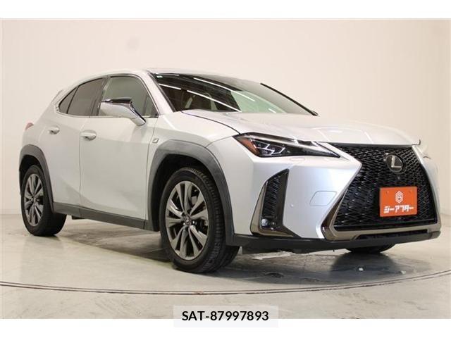 Lexus UX 2019-03 6907879-5