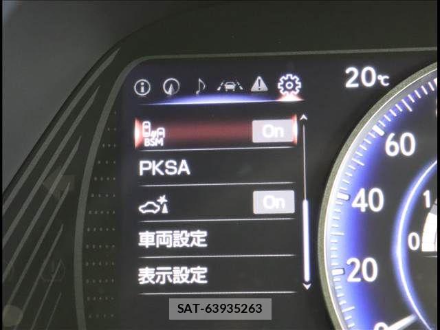 Lexus UX 2022-11 6907873-16