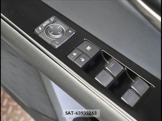 Lexus UX 2022-11 6907873-20