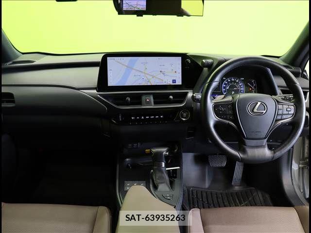 Lexus UX 2022-11 6907873-2