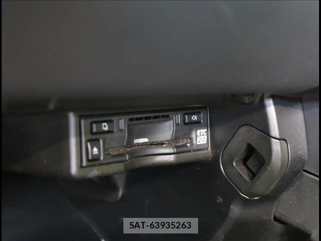 Lexus UX 2022-11 6907873-6