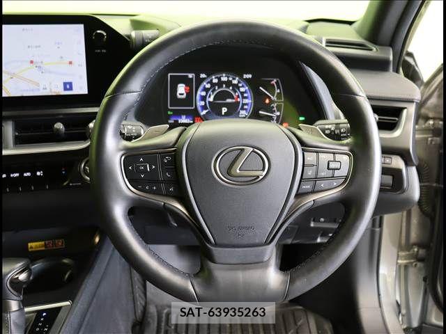 Lexus UX 2022-11 6907873-7