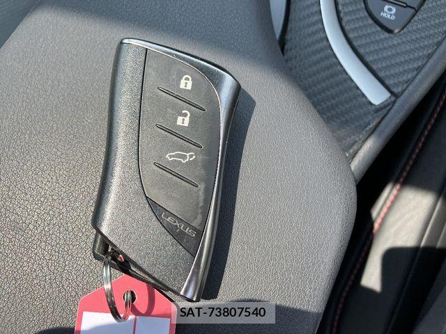 Lexus UX 2018-11 7020802-19