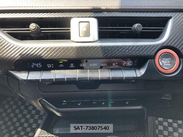 Lexus UX 2018-11 7020802-8