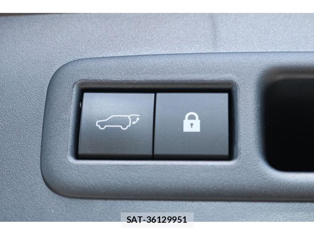 Lexus UX 2019-04 7221181-8