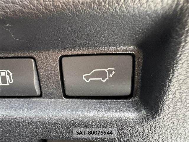 Lexus UX 2019-08 7221176-24
