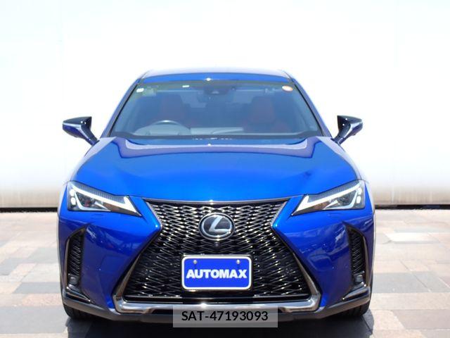 Lexus UX 2021-02 7221180-3