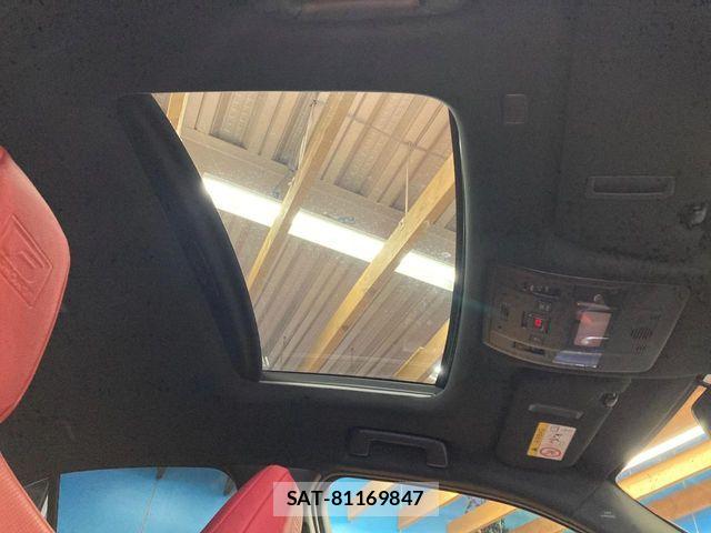 Lexus UX 2019-02 7251378-2