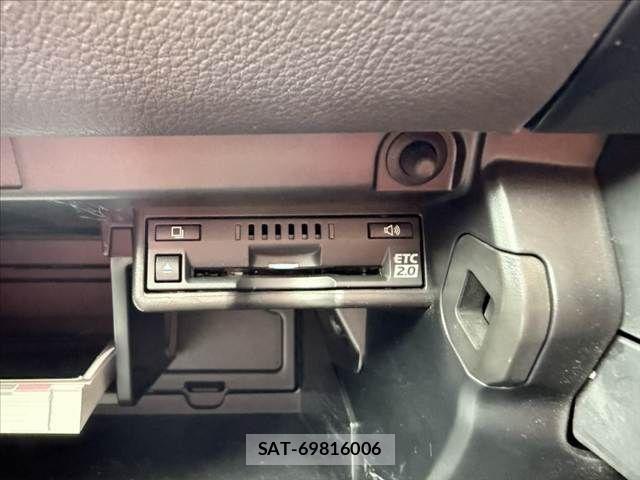 Lexus UX 2020-02 7328119-28