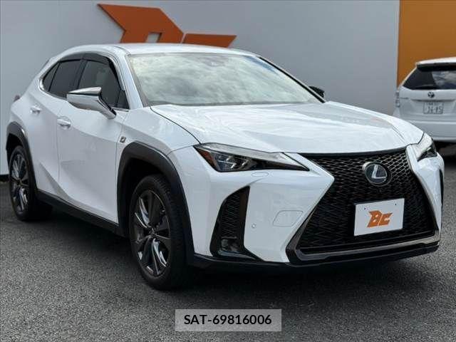 Lexus UX 2020-02 7328119-7