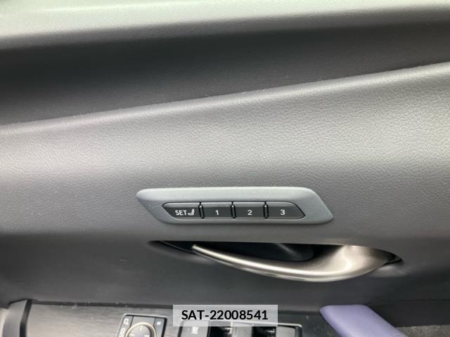Lexus UX 2022-11 7328116-16