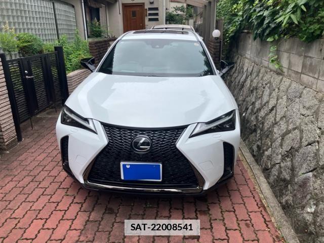 Lexus UX 2022-11 7328116-1