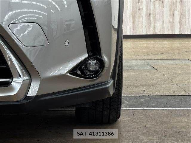 Lexus UX 2019-03 7358581-21