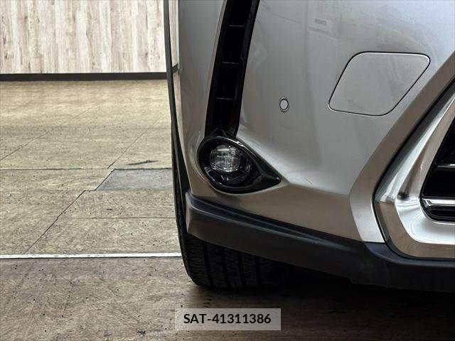 Lexus UX 2019-03 7358581-23