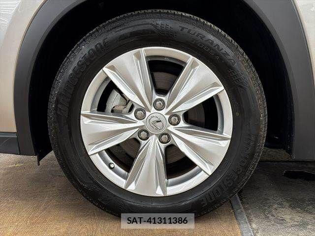 Lexus UX 2019-03 7358581-28