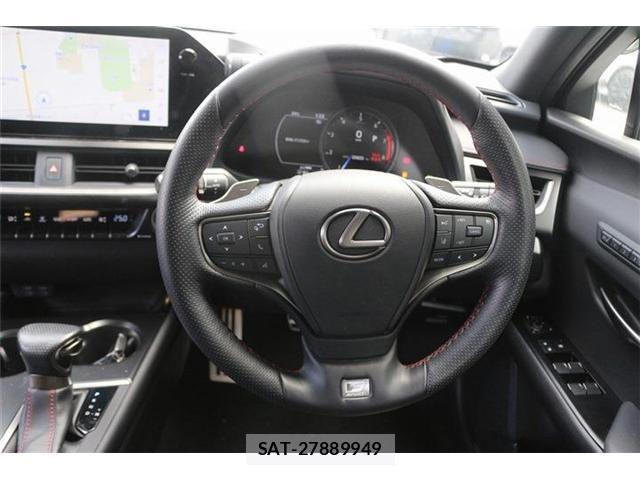 Lexus UX 2022-10 7392712-16