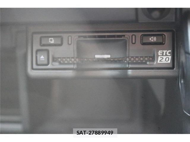 Lexus UX 2022-10 7392712-5