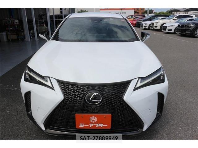 Lexus UX 2022-10 7392712-7